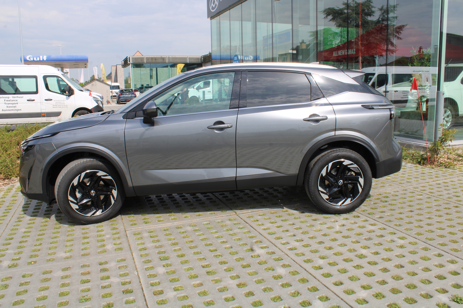 Nissan QASHQAI Mild-Hybrid N-Connecta Xtronic + Glass Roof + Easy Pack