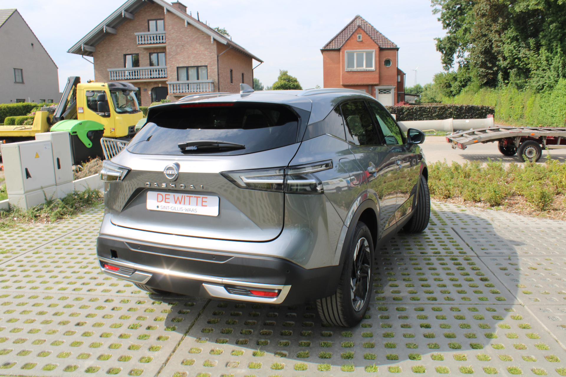 Nissan QASHQAI Mild-Hybrid N-Connecta Xtronic + Glass Roof + Easy Pack