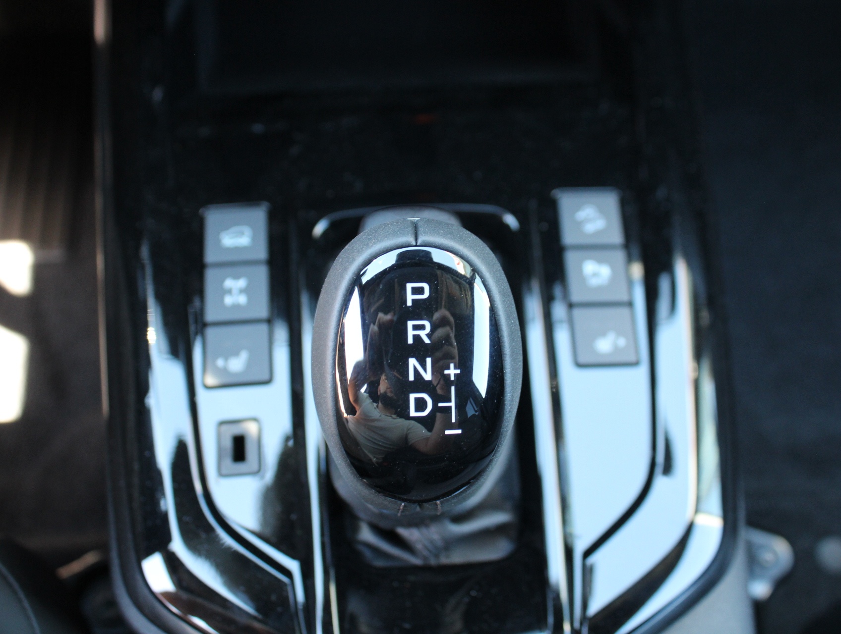 Isuzu D-Max 2.2d Double Cab LSE AT8 + Diff. Lock + 360° Camera