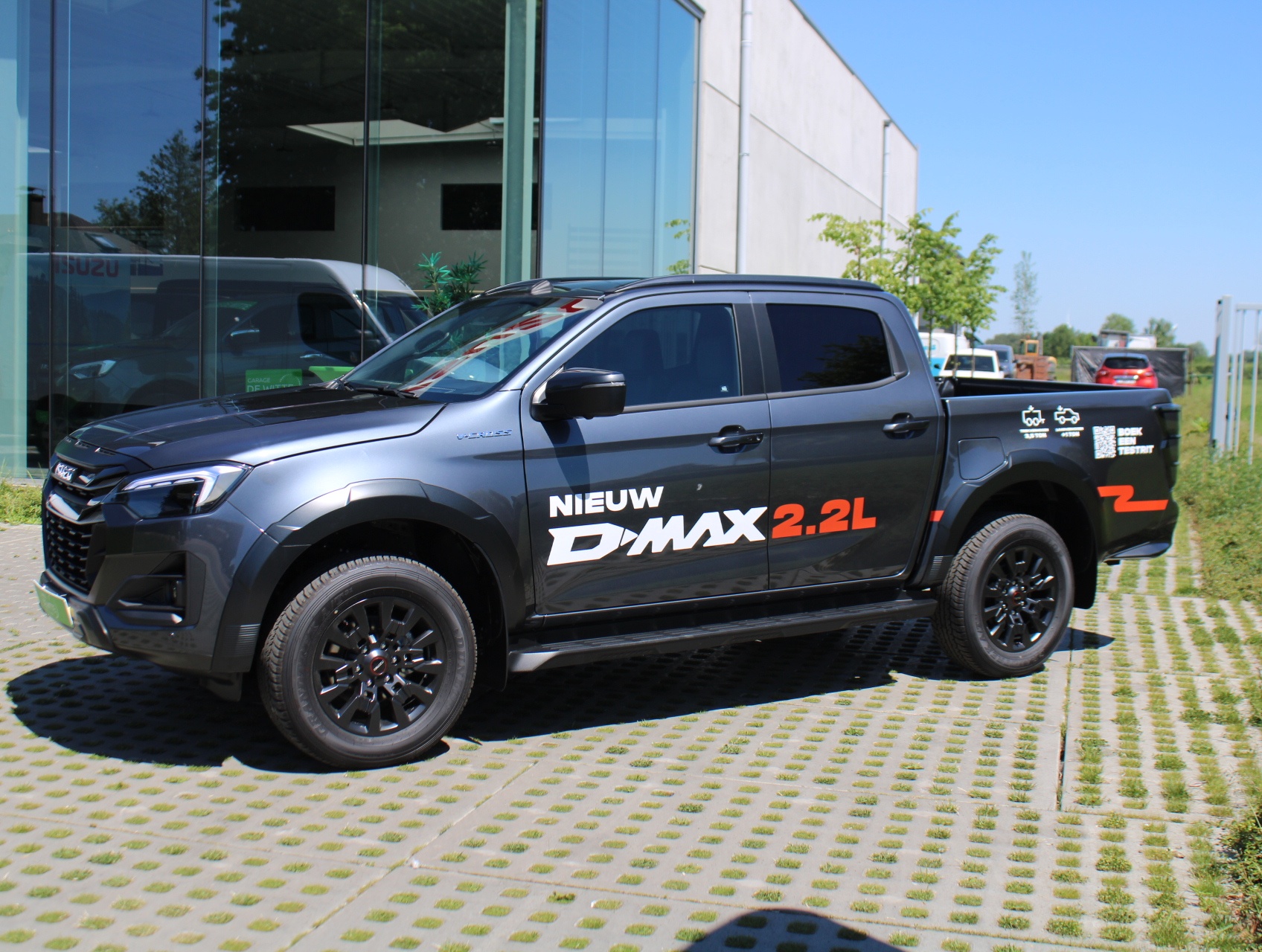 Isuzu D-Max 2.2d Double Cab LSE AT8 + Diff. Lock + 360° Camera