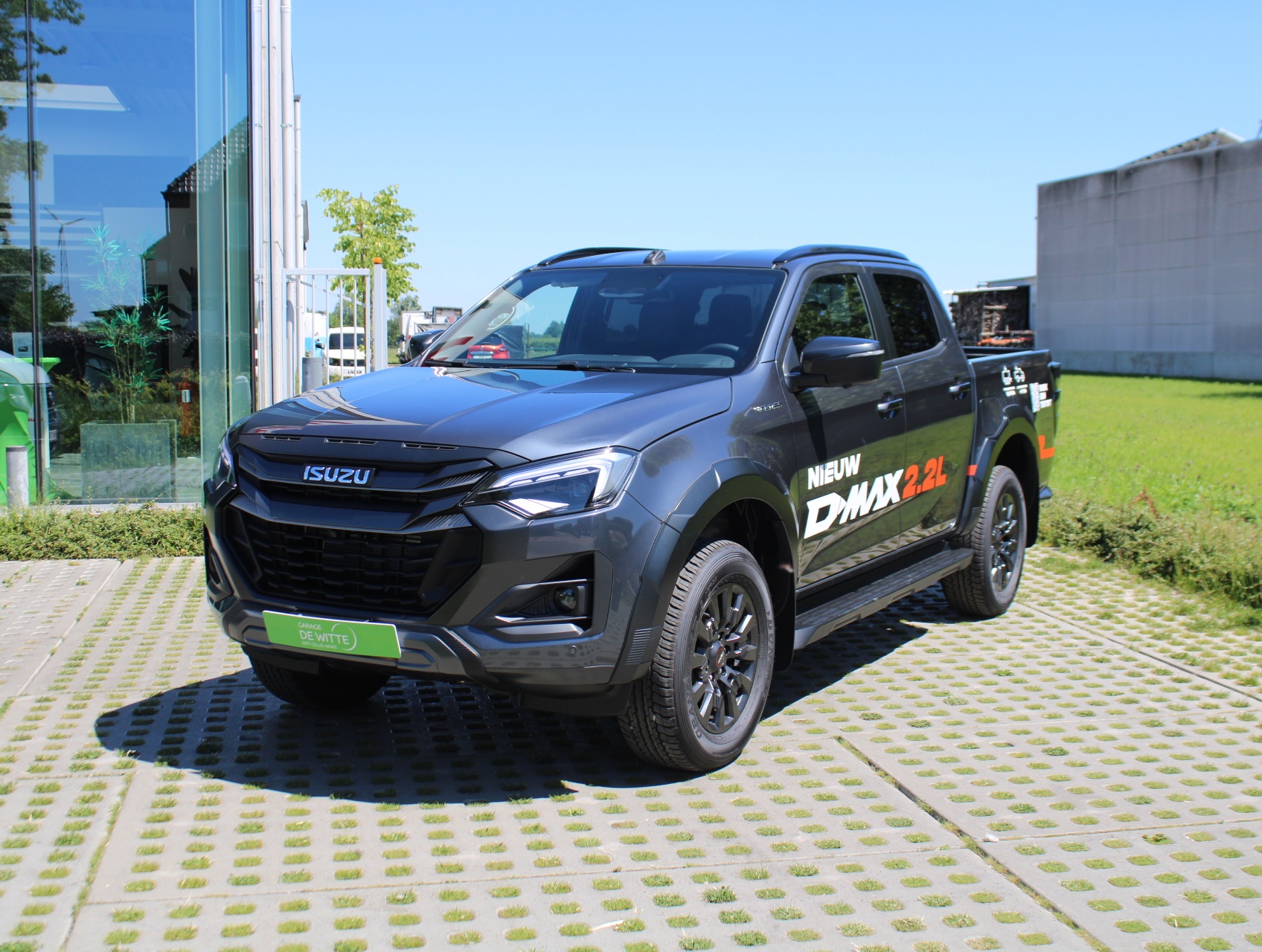 Isuzu D-Max 2.2d Double Cab LSE AT8 + Diff. Lock + 360° Camera