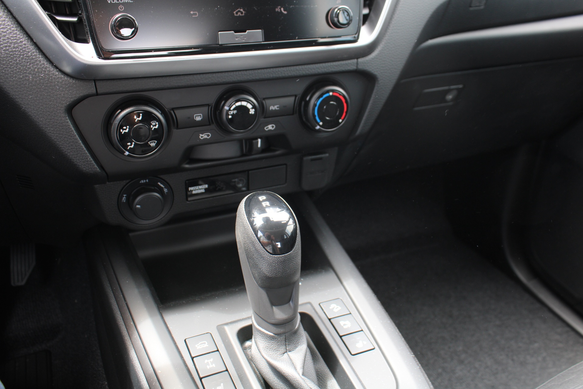 Isuzu D-Max 2.2d Double Cab LS AT8 + Diff. Lock