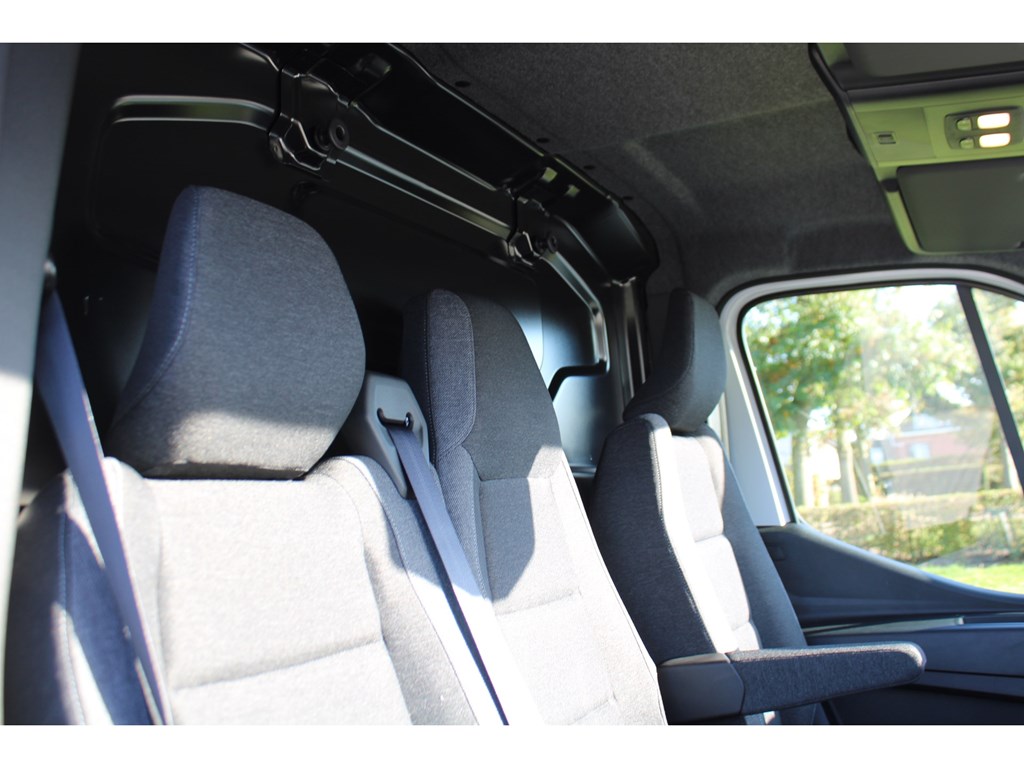 Nissan Interstar VAN L2H2 dCi 170pk AT N-Connecta + Cargo Pack