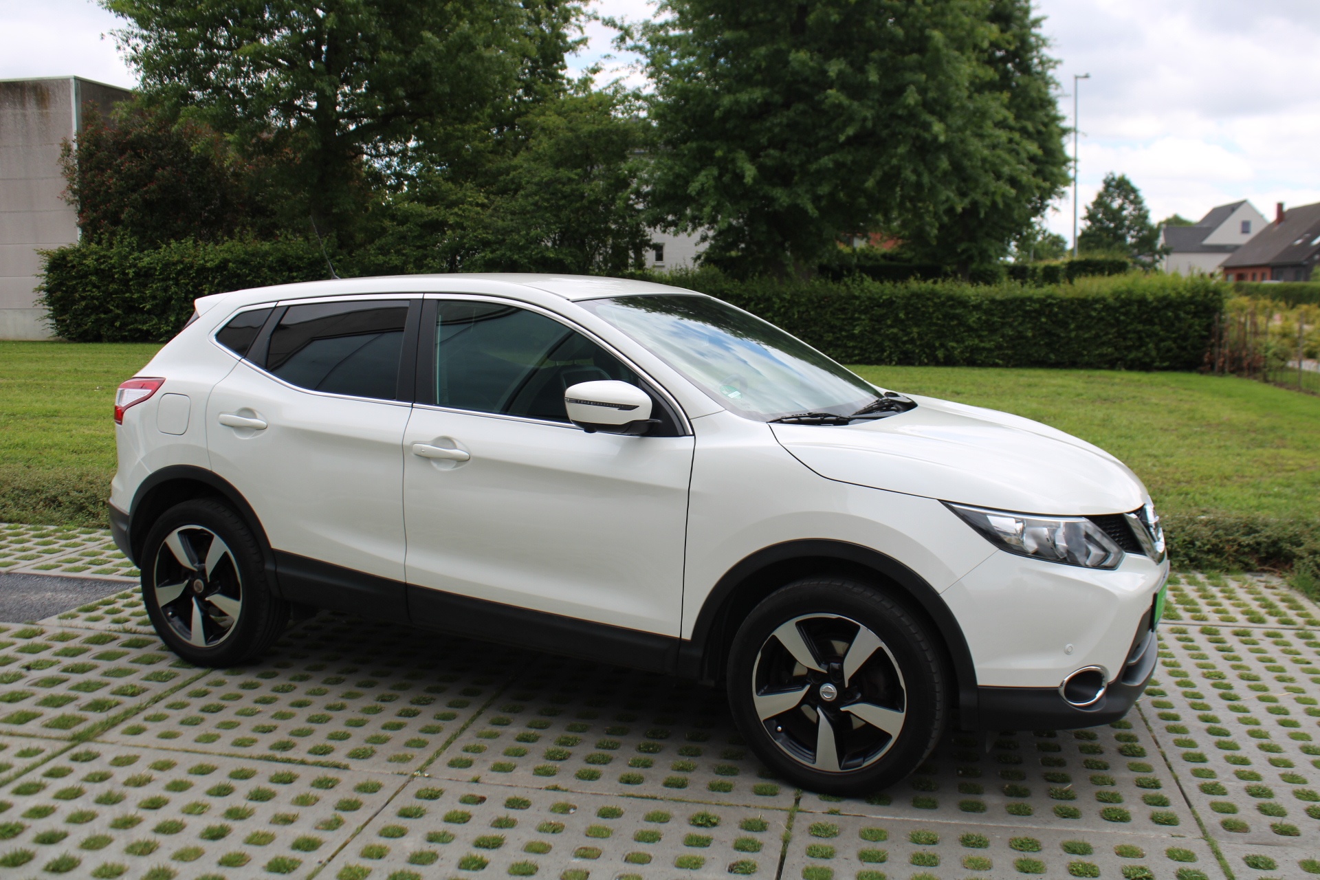 Nissan QASHQAI N-Connecta 115pk  DIG-T + Vision Pack