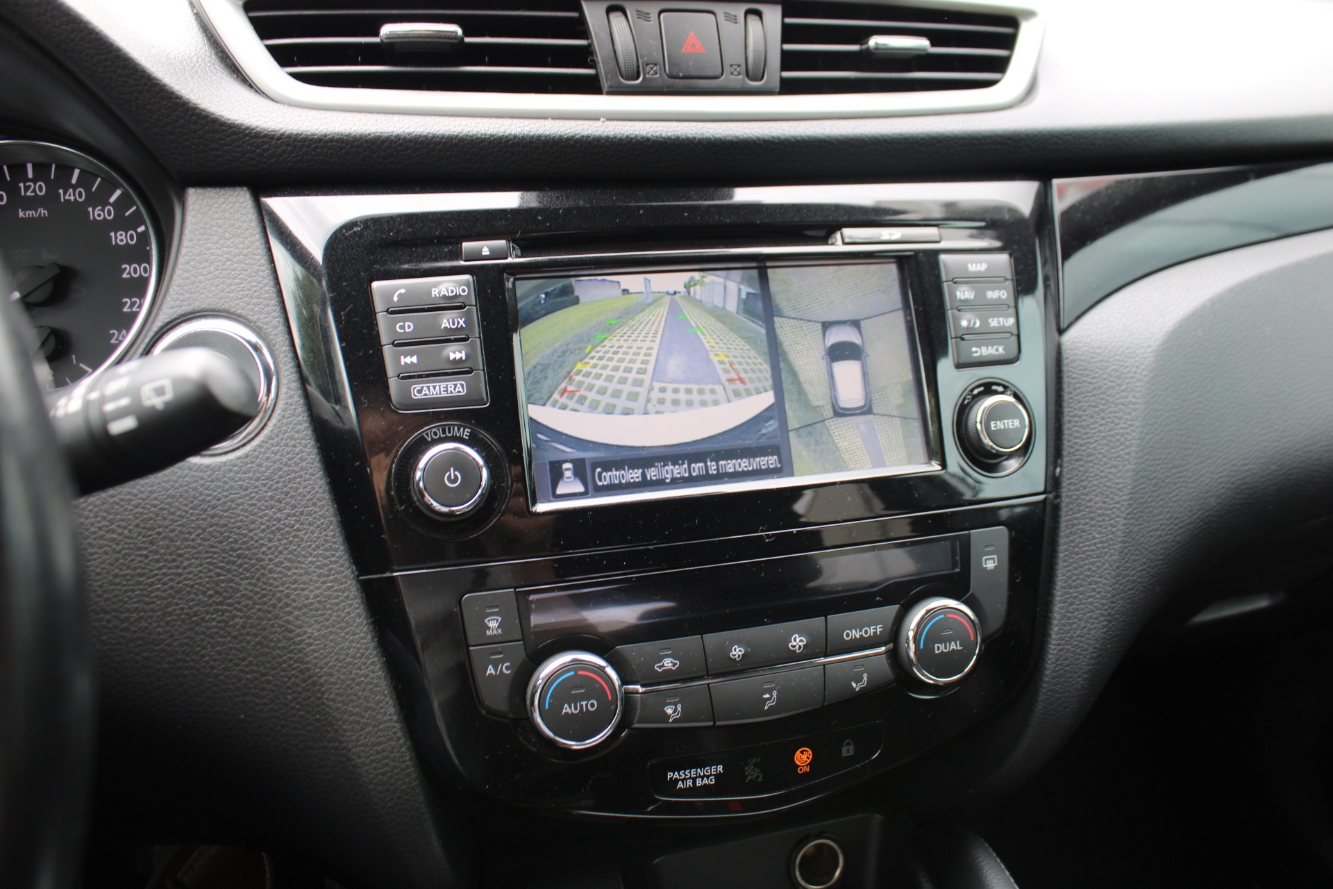 Nissan QASHQAI N-Connecta 115pk  DIG-T + Vision Pack