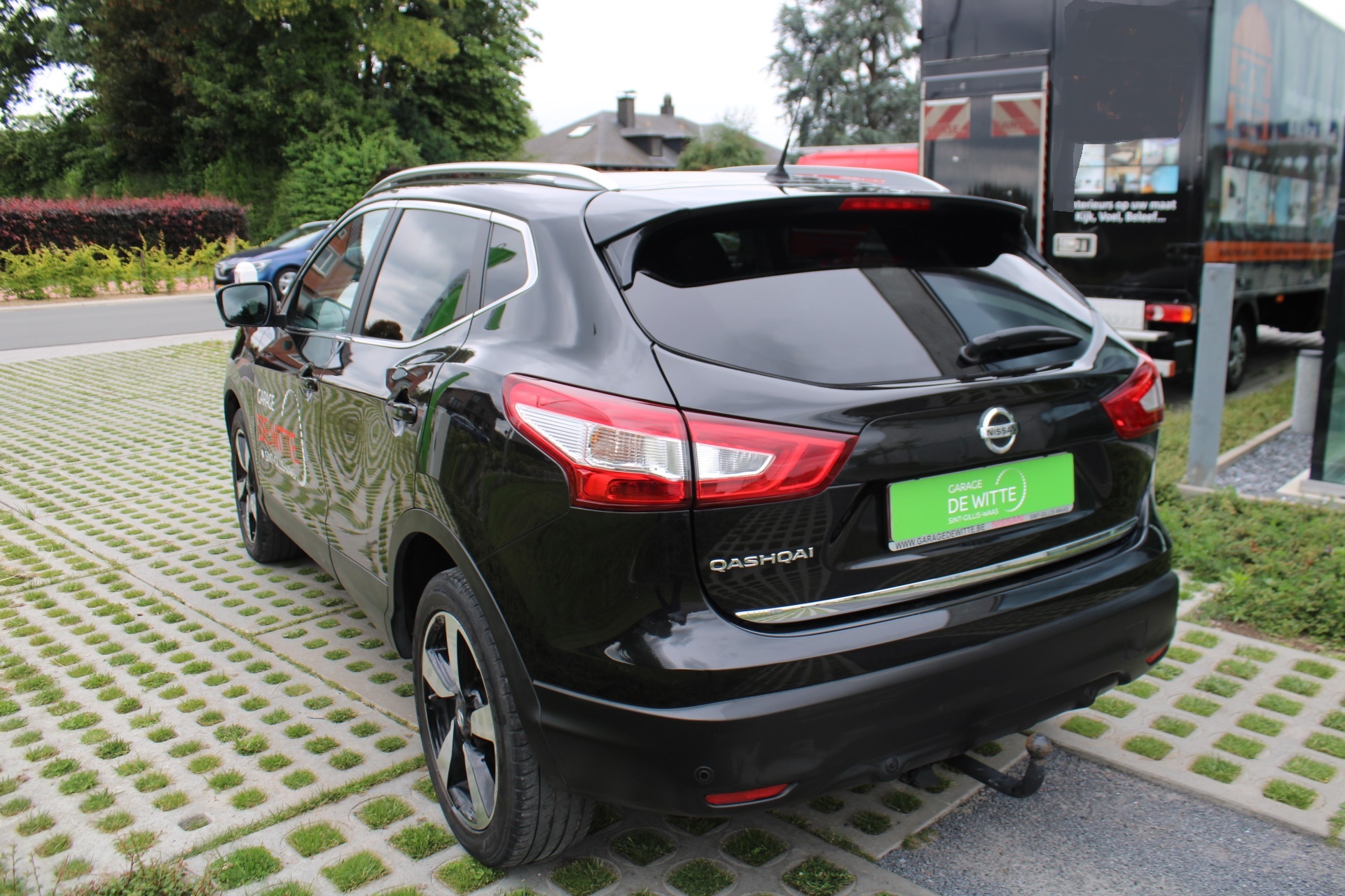 Nissan QASHQAI N-Connecta 163pk DIG-T + Design Pack