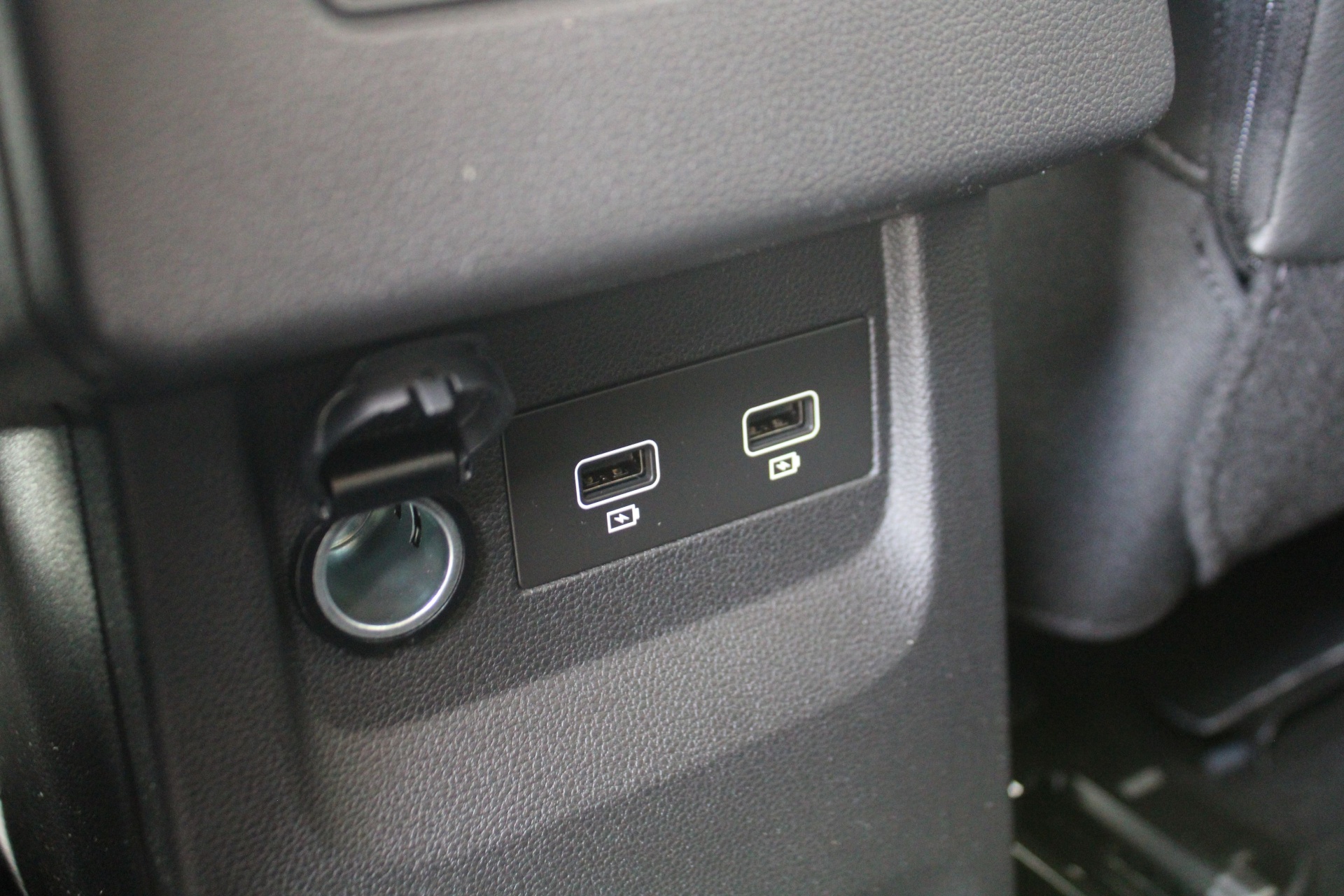 Nissan Townstar COMBI L2H1 TEKNA (Automaat) – 7 Zitplaatsen