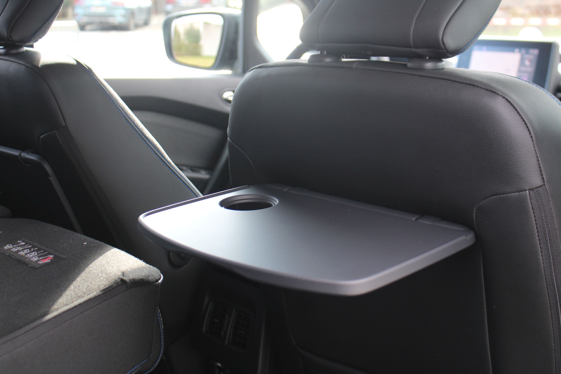 Nissan Townstar COMBI L2H1 TEKNA (Automaat) – 7 Zitplaatsen