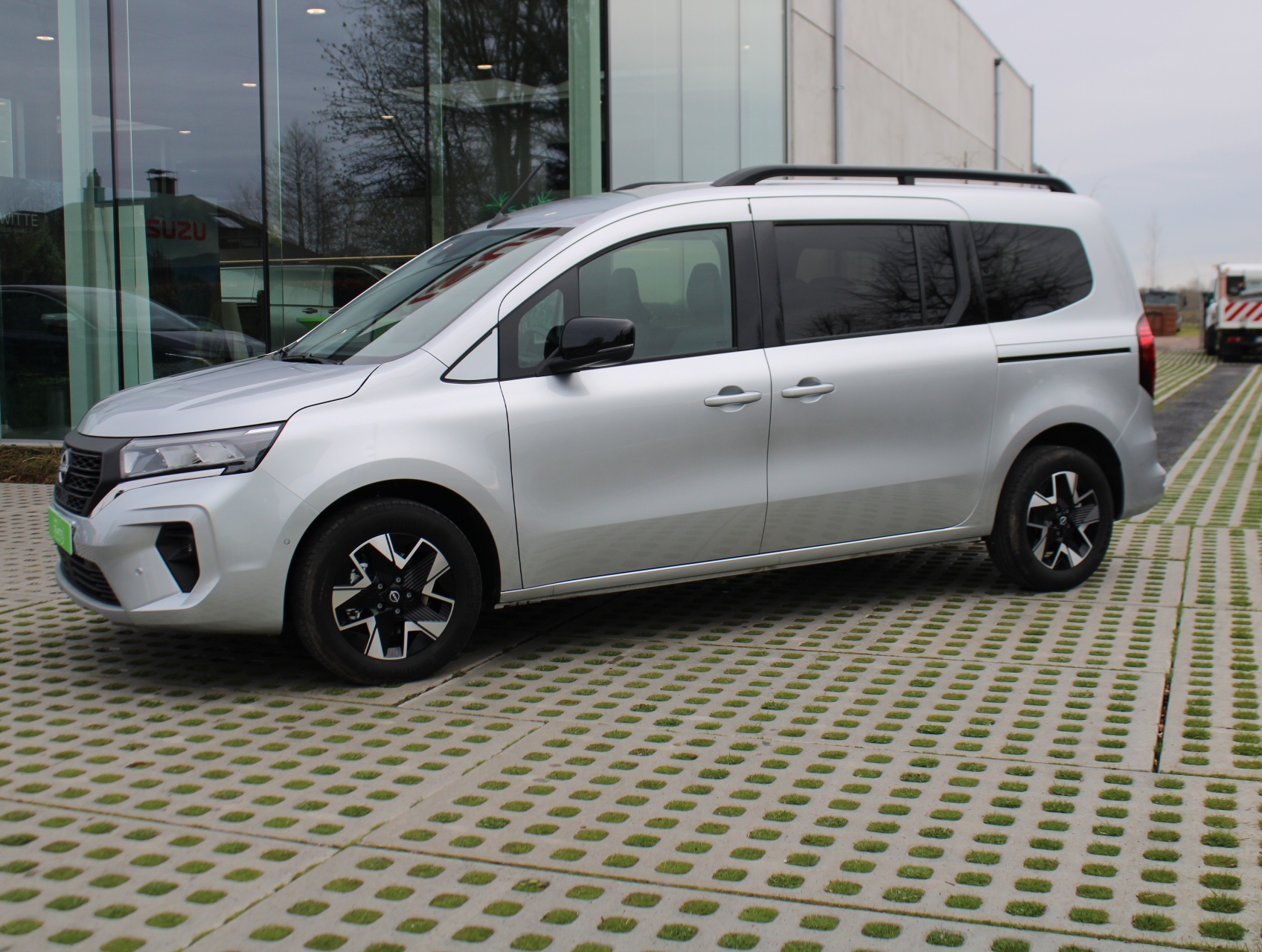 Nissan Townstar COMBI L2H1 TEKNA (Automaat) – 7 Zitplaatsen