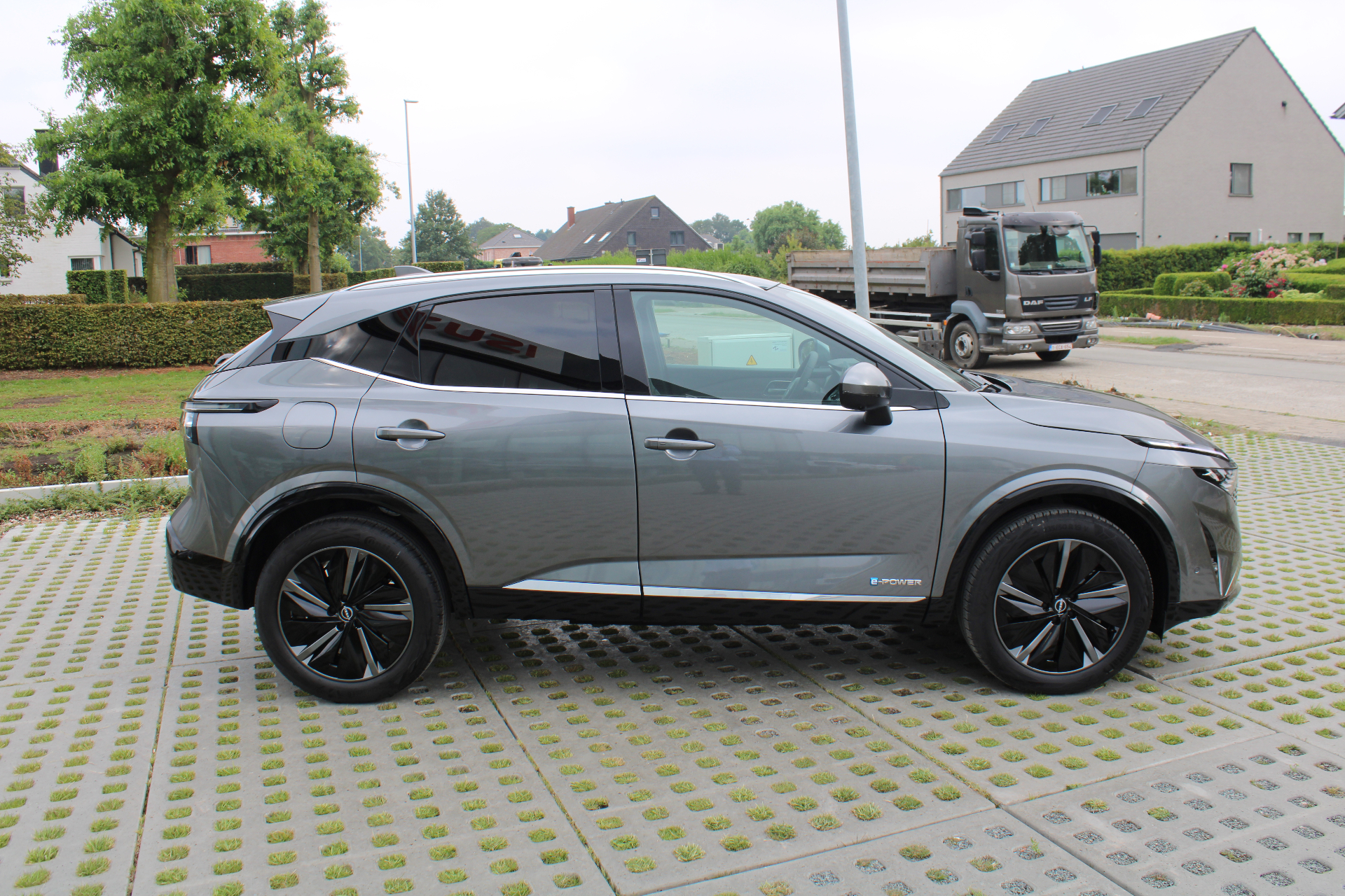 Nissan QASHQAI e-Power Tekna + Glass Roof + Cold Pack