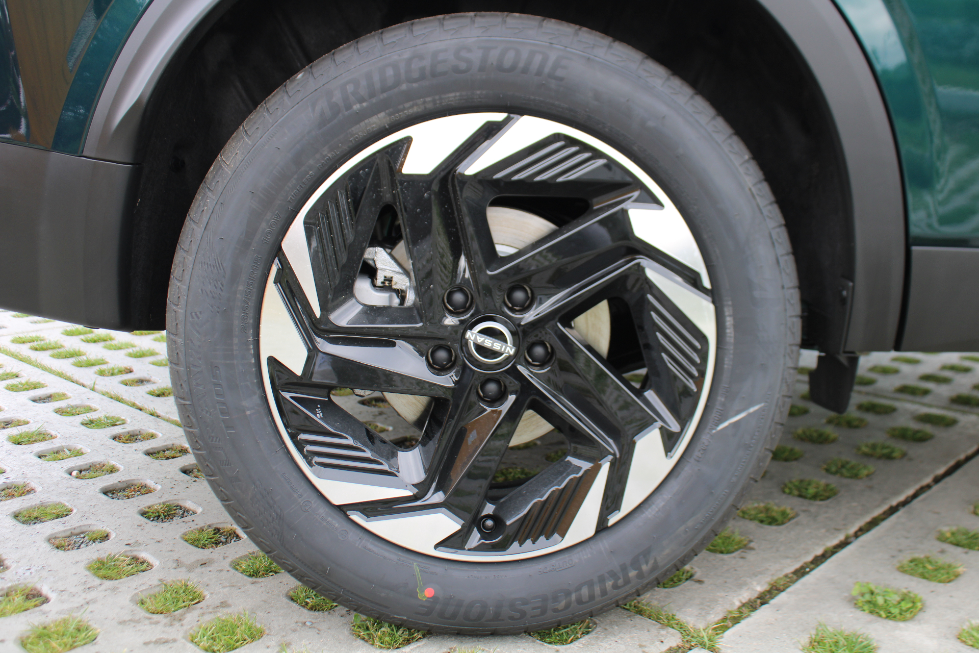 Nissan QASHQAI e-Power N-Connecta + Glass Roof + Cold Pack